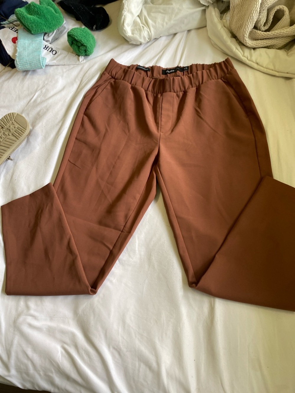 Torrid pull on studio relaxed, taper pants, high waisted